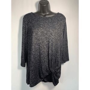 Chelsea & Theodore Knot Front 3/4 Sleeve Shirt